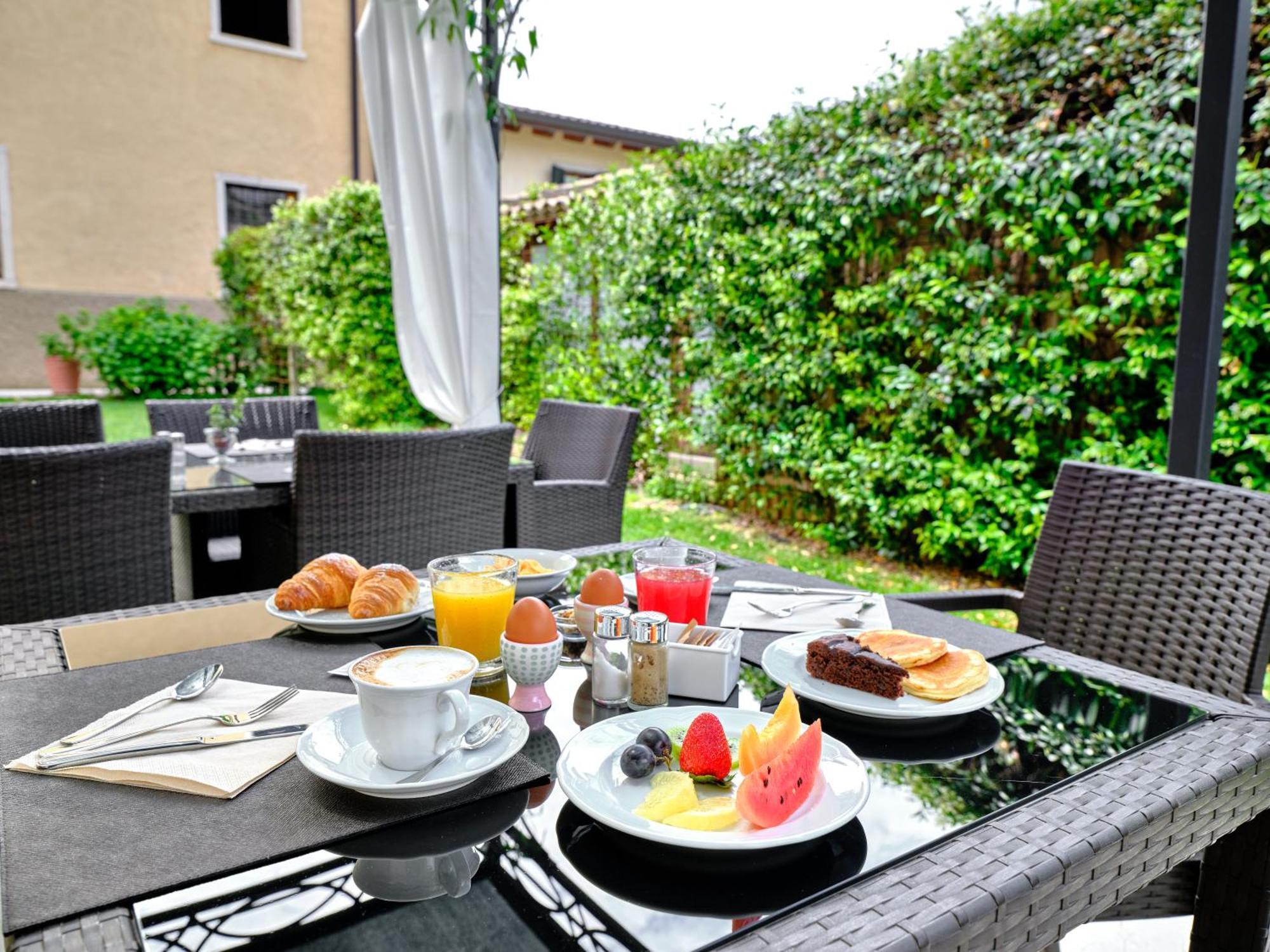 Villa Padovani Relais De Charme - Adults Only 帕斯特伦戈 外观 照片